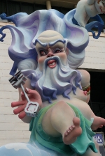 Las fallas ya lucen en sus emplazamientos.