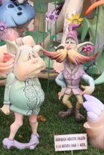 Las fallas ya lucen en sus emplazamientos.