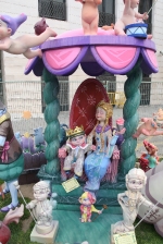 Las fallas ya lucen en sus emplazamientos.