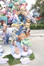 Las fallas ya lucen en sus emplazamientos.