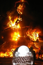 El fuego consume las fallas de 2009