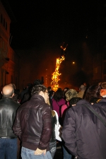 El fuego consume las fallas de 2009