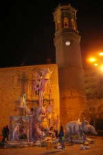 El fuego consume las fallas de 2009