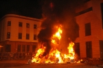El fuego consume las fallas de 2009