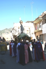 Centenares de Valleros acuden al 'Encuentro'.