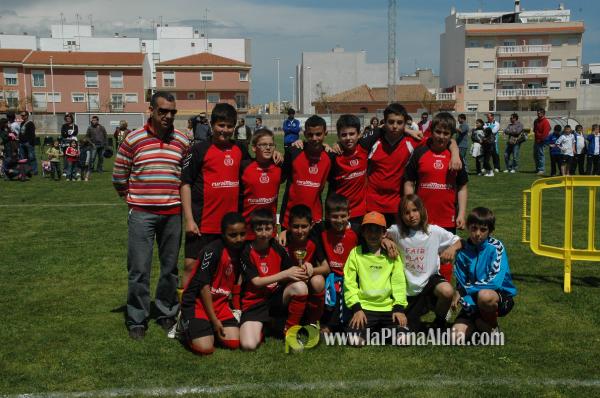 El Alevín del Benicato se alza con el primer puesto en el torneo de pascua