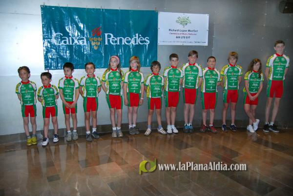 El Club Ciclista Vila-real se presenta en sociedad