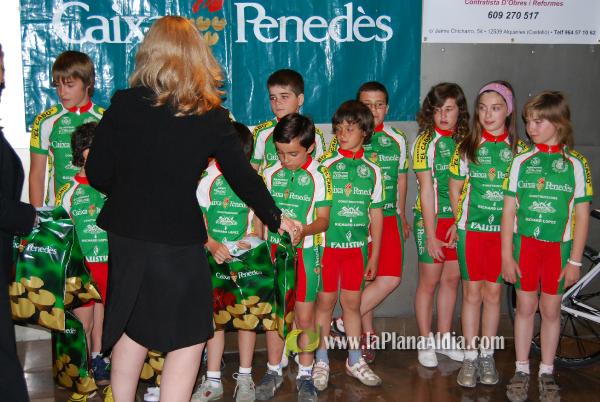 El Club Ciclista Vila-real se presenta en sociedad