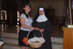 7 docenas de huevos para las Monjas Clarisas