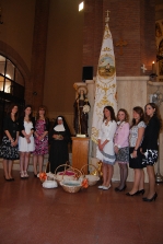 7 docenas de huevos para las Monjas Clarisas