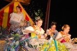 Reina y Damas cabalgata