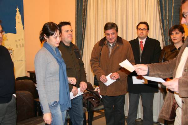 Las AMPAS reciben las subvenciones de Noulas Resevi