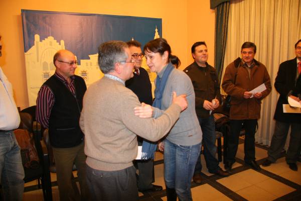 Las AMPAS reciben las subvenciones de Noulas Resevi