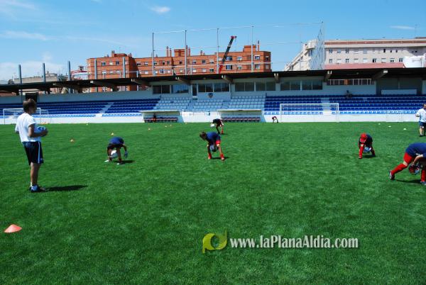 El San Fernando acoge el campus del Fútbol Base Burriana