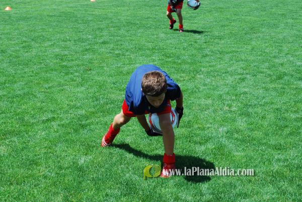 El San Fernando acoge el campus del Fútbol Base Burriana