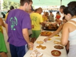 La Penya Cosacos gana el concurso de all i oli, y la Garba y Desfici el de los platos tradicionales