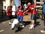 Encierro infantil (toros pequeños)