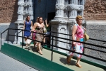 La Reina de Burriana Visita Espais de les Llums 