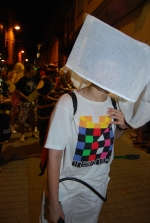 Más de cien peñas participan en el desfile de disfraces