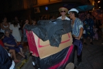Más de cien peñas participan en el desfile de disfraces