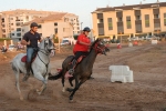 sandías, cerveza y carreras de caballo