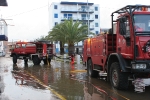 Abren dos zanjas en la playa Ben-Afelí para drenar el agua acumulada