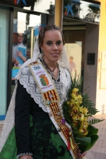 Las peñas muestran su devoción a la patrona