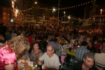 El sopar de pa i porta y los toros llenan las fiestas del Roser