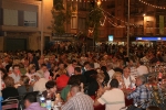 El sopar de pa i porta y los toros llenan las fiestas del Roser