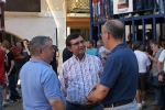 El sopar de pa i porta y los toros llenan las fiestas del Roser