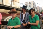 El sopar de pa i porta y los toros llenan las fiestas del Roser
