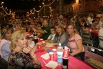 El sopar de pa i porta y los toros llenan las fiestas del Roser