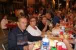 El sopar de pa i porta y los toros llenan las fiestas del Roser