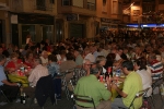 El sopar de pa i porta y los toros llenan las fiestas del Roser
