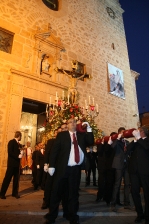 Multitudinaria procesión al Santísimo Cristo del Calvario