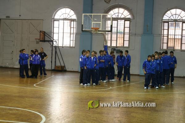 El Club Baloncesto Burriana presenta a sus diez equipos 