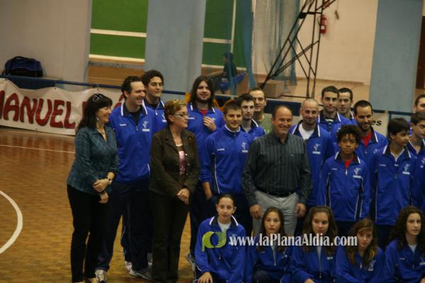 El Club Baloncesto Burriana presenta a sus diez equipos 
