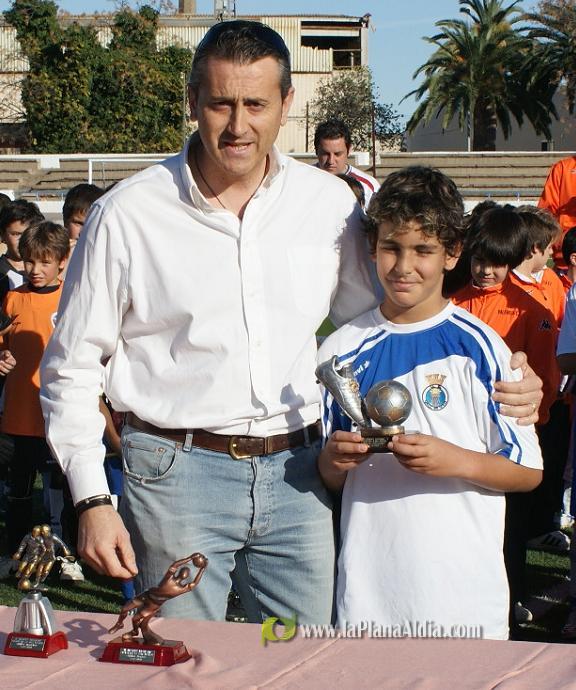 El Villarreal gana el II Trofeo Benjamín \'Ciutat de La Vall d\'Uixó\'