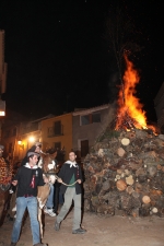 Borriol vive Sant Antoni con la hoguera y la procesión