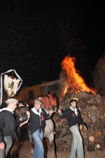 Borriol vive Sant Antoni con la hoguera y la procesión