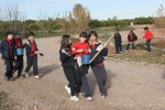 Los escolares del CP Illes Columbretes plantan árboles en el paraje del Clot