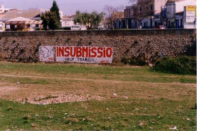La insumisión en España en los últimos veinte años a debate por l'Escletxa
