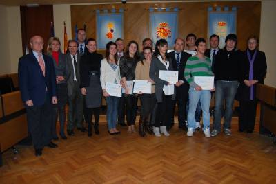 La Fundación Cañada Blanch entregan las becas de inglés