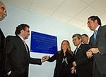 La ministra de Sanidad inaugura el centro de Alzheimer a falta de una licencia de apertura