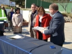 Alejandro Font de Mora coloca la primera piedra del nuevo colegio La Cova