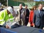 Alejandro Font de Mora coloca la primera piedra del nuevo colegio La Cova