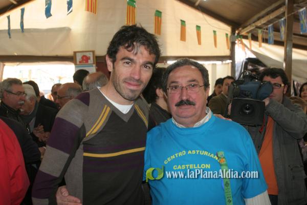 El Centro Asturiano recibió al alcalde, Alarte y Javi Venta