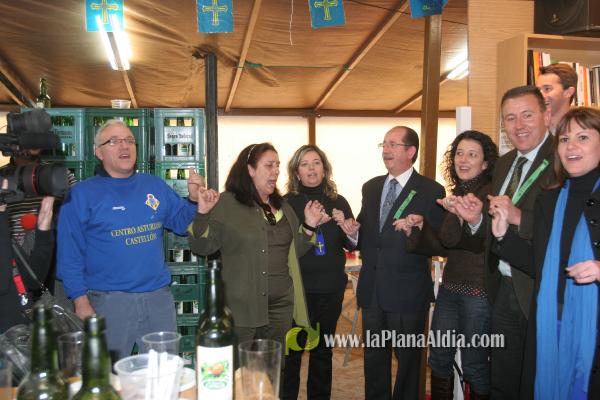 El Centro Asturiano recibió al alcalde, Alarte y Javi Venta
