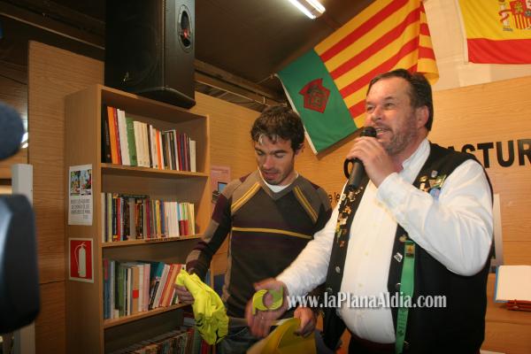 El Centro Asturiano recibió al alcalde, Alarte y Javi Venta