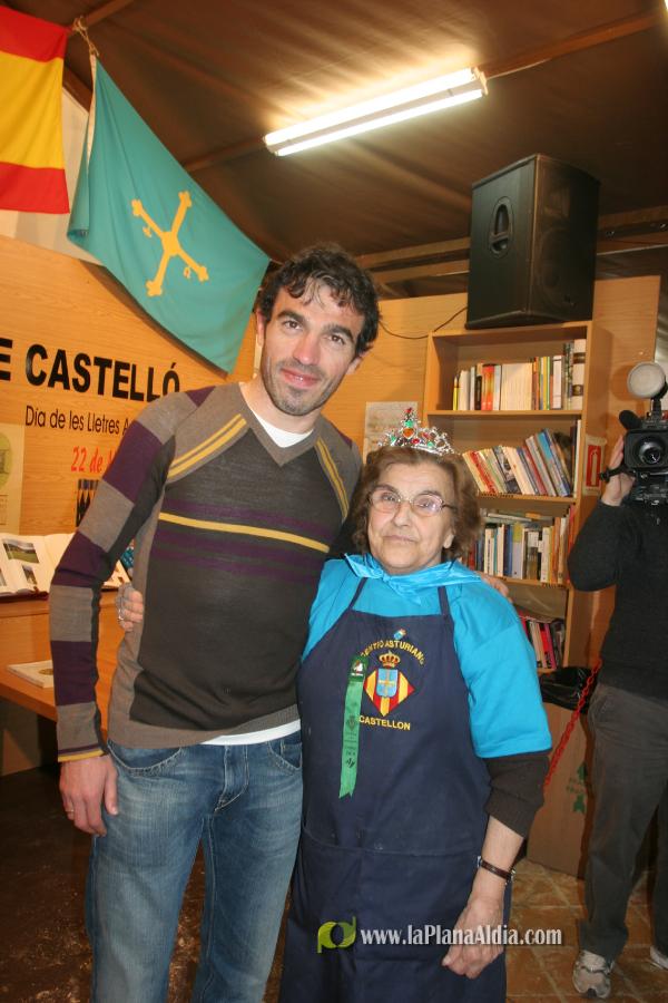 El Centro Asturiano recibió al alcalde, Alarte y Javi Venta